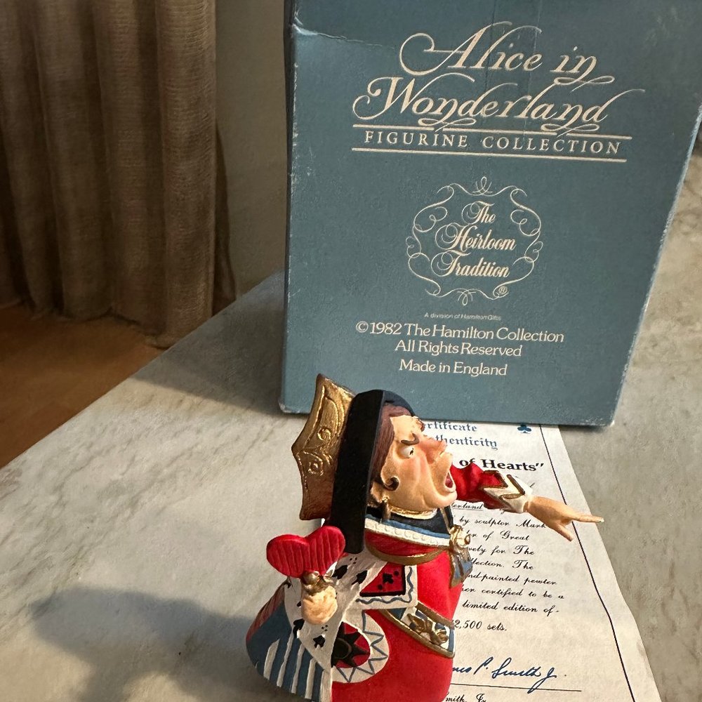 THE QUEEN OF HEARTS - AUTHENTIC & NUMBERED BY THE HAMILTON COLLECTION